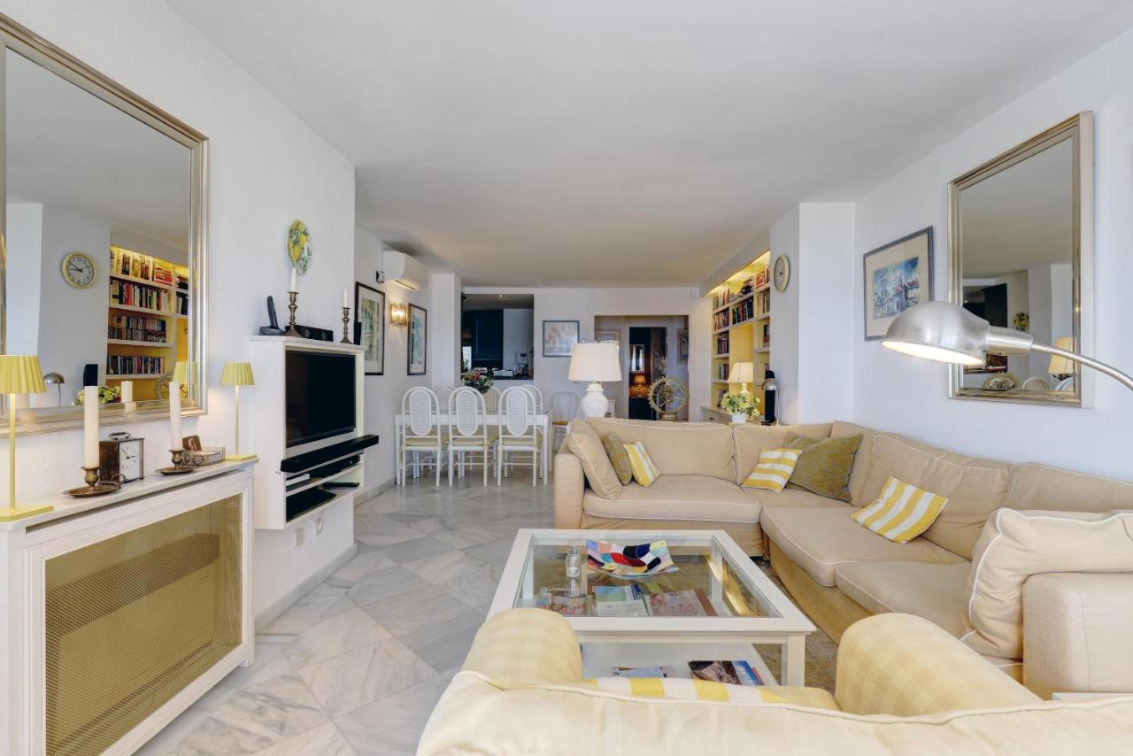 Apartment - Car Included إِستيبونا المظهر الخارجي الصورة